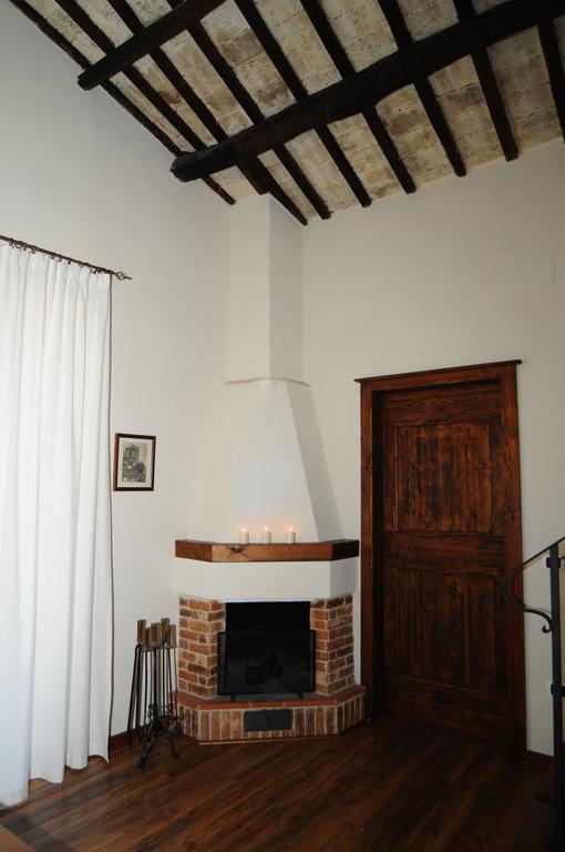 La Dimora Del Ghibellino Villa Tivoli Rum bild