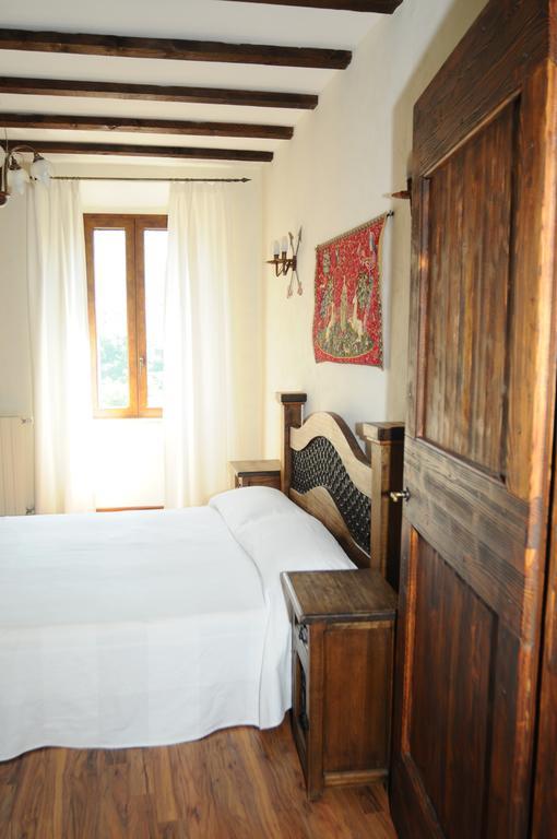 La Dimora Del Ghibellino Villa Tivoli Rum bild