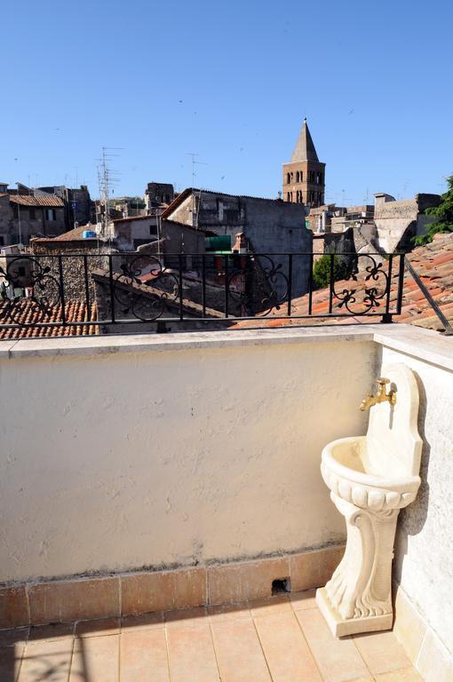 La Dimora Del Ghibellino Villa Tivoli Rum bild